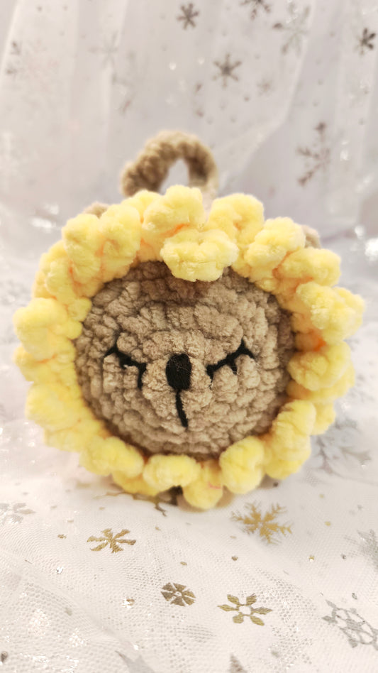 🦁❄️ Löwenbaby „Líonán“ | Gelb | Irische Winterzeit