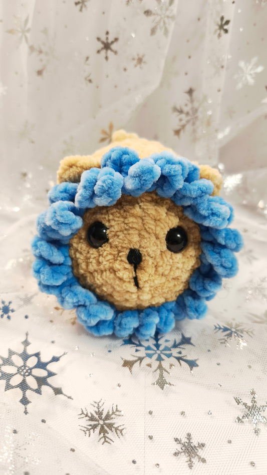 🦁❄️ Löwenbaby „Fionnán“ | Blau | Irische Winterzeit