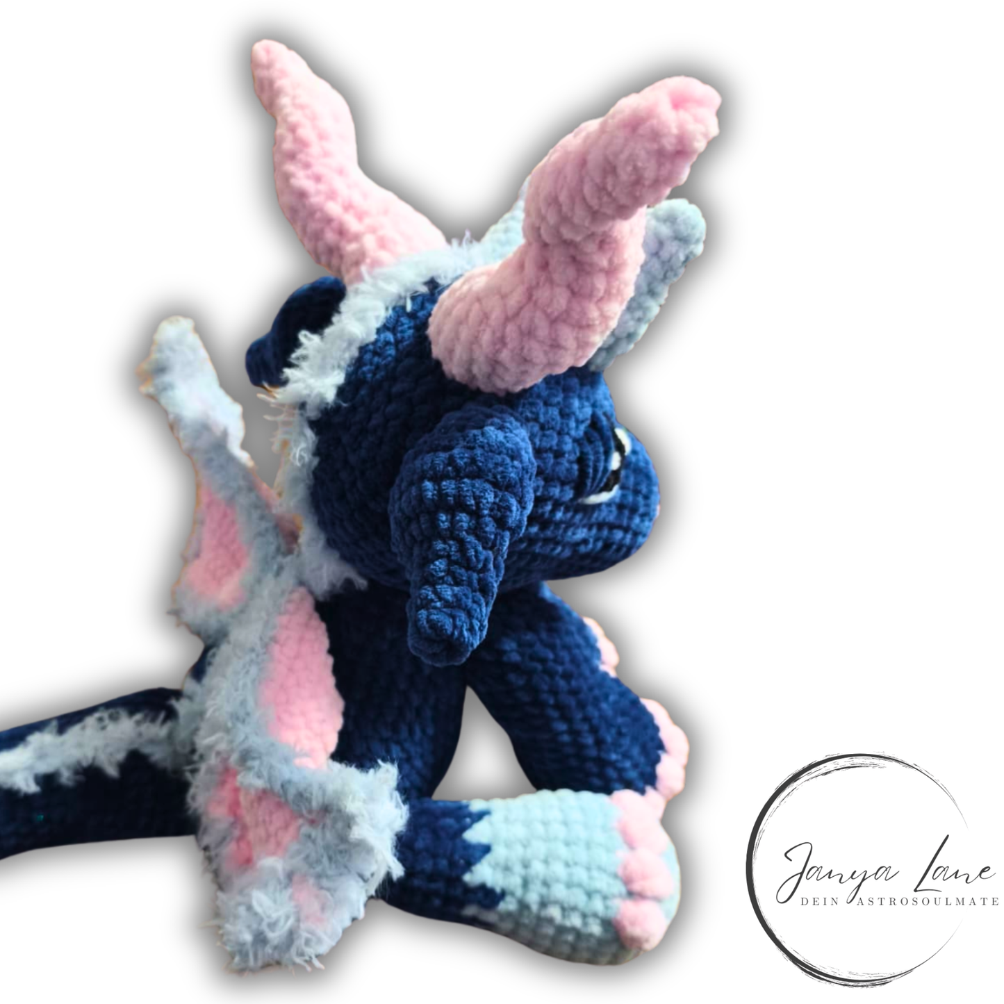 🫐🐉 Winter Blueberry Drache „Myrin“ Hüter der frostigen Beerenwälder