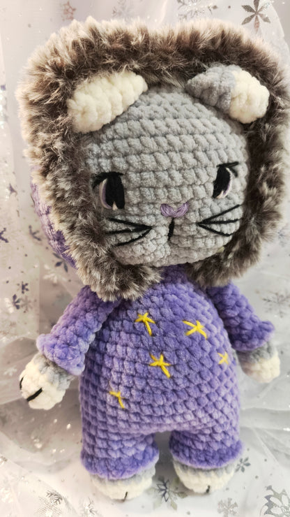 🐱 Onesie Cat „Lyra“ aus der Winter Moon and Stars Collection in Lila | ca 30 cm