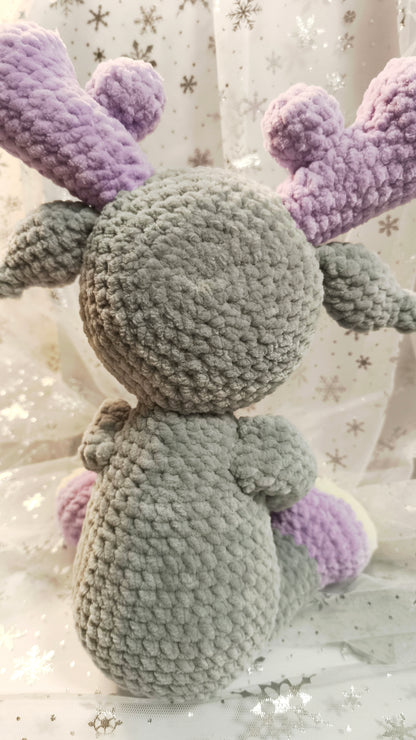 🦌 Amigurumi Elch „Coilín“ in | Lavendel | Cozy Winter Edition