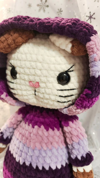 🐱 Onesie Cat „Fiona“  Lilac Töne | Weißes Fell (30 cm)