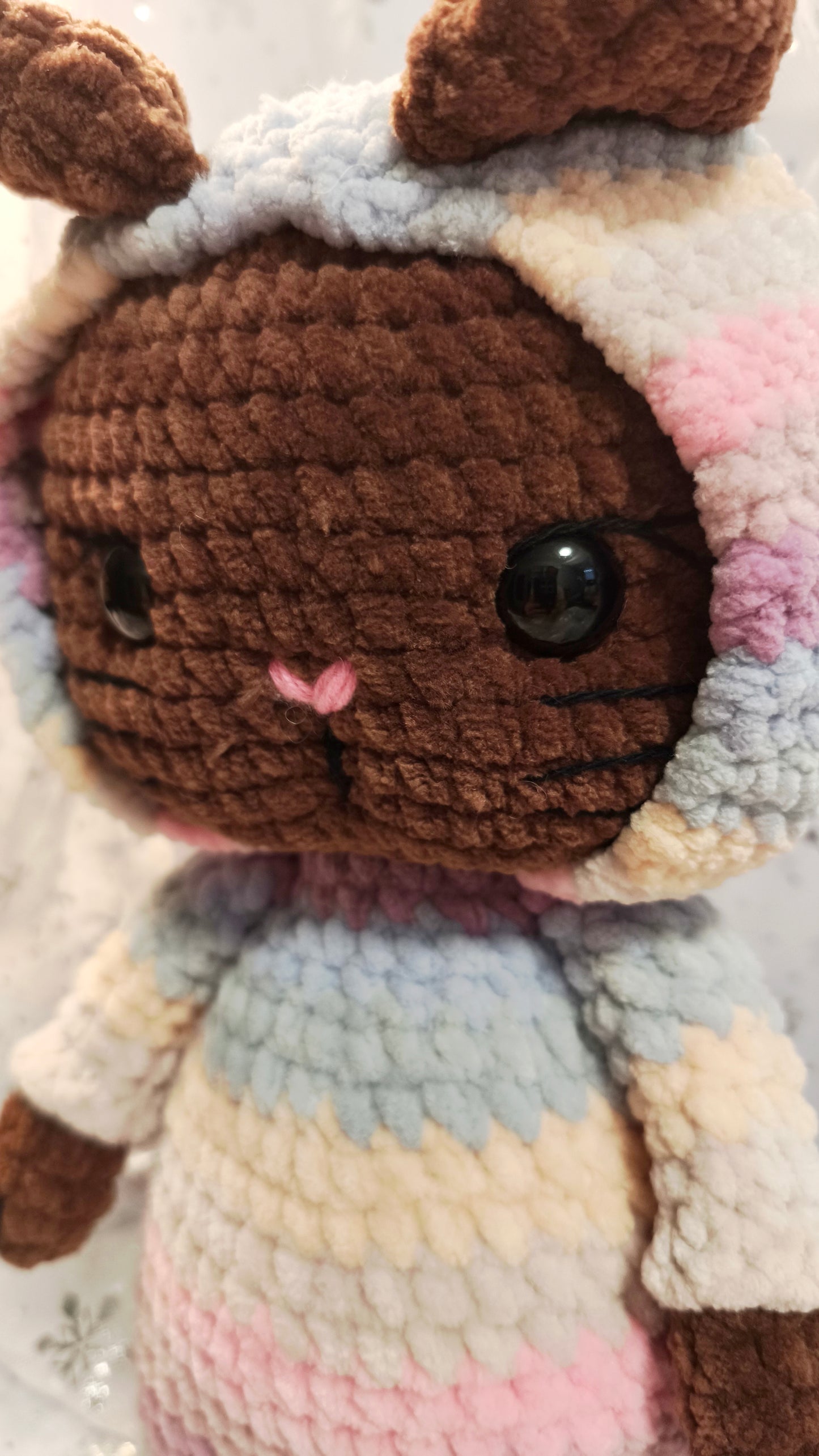 🐱 Onesie Cat „Niamh“ Pastell Regenbogen | Braun (30 cm)