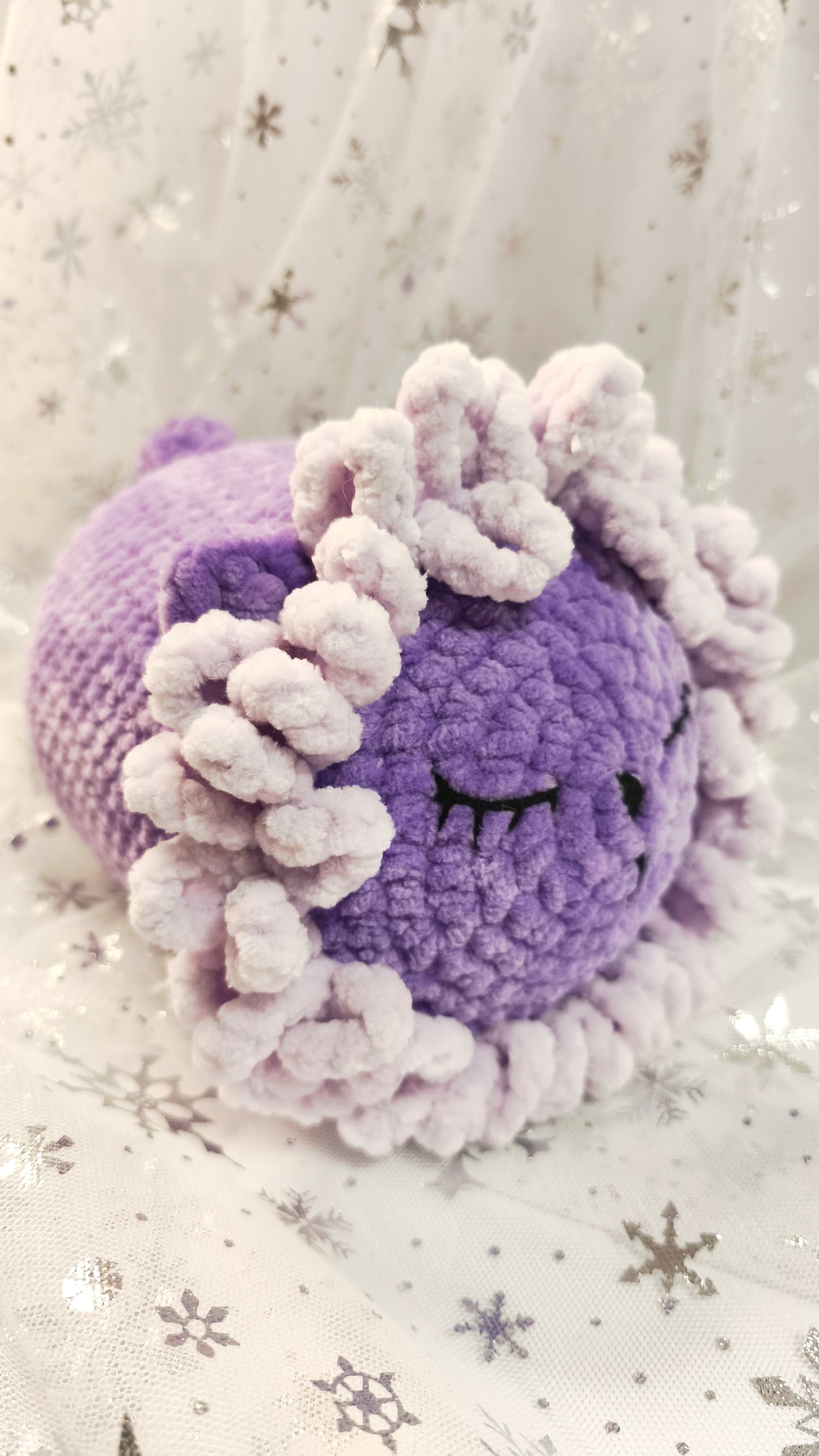 🦁❄️ Löwenbaby „Líonán“ XL | Lila | Irische Winterzeit